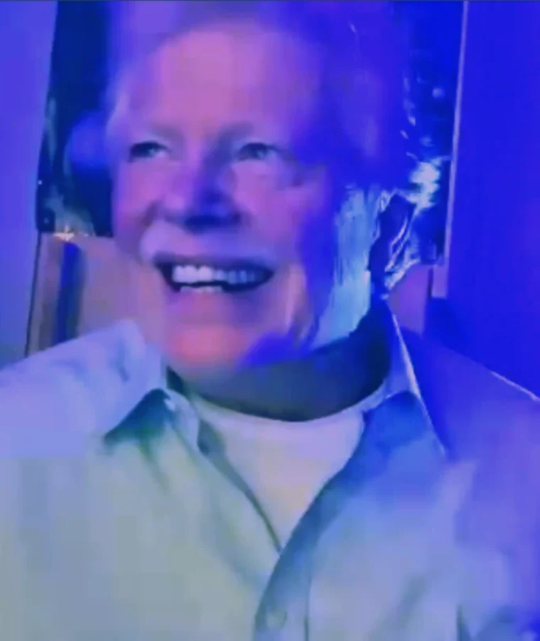 Pascal Infinite, souriant